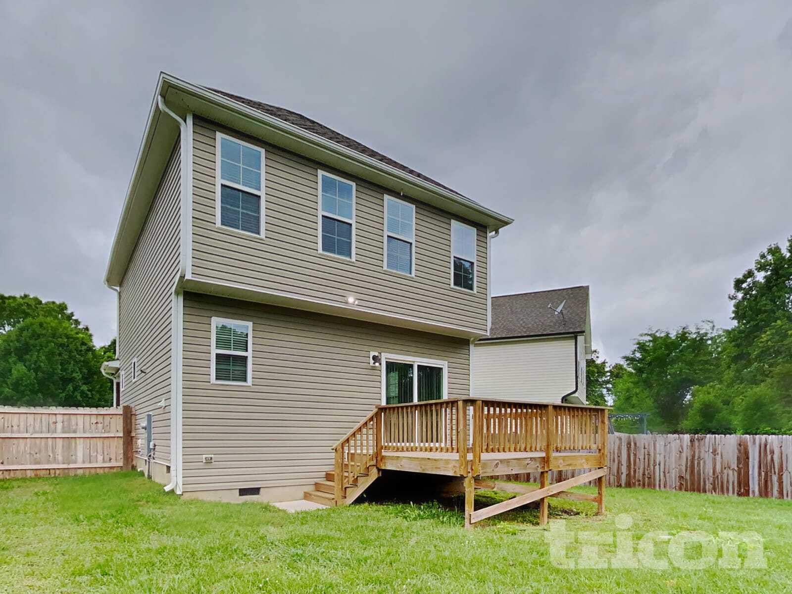 Building Photo - 111 Cottage Ct