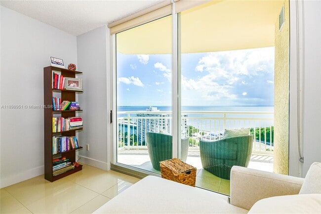 Building Photo - 2475 Brickell Ave