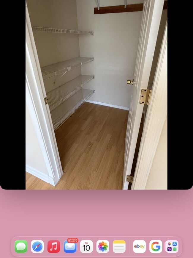 Building Photo - 726 NE Lanfair St