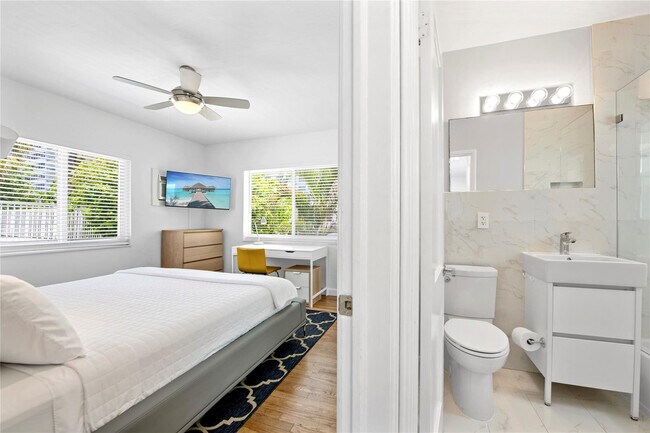 Building Photo - 3015 Seville St