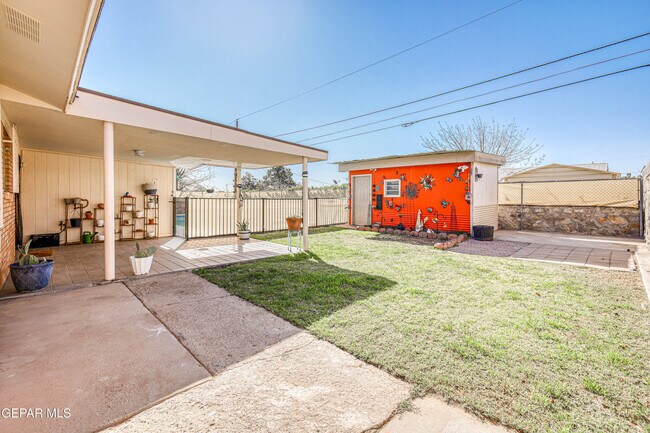 Building Photo - 4640 Ambassador Dr