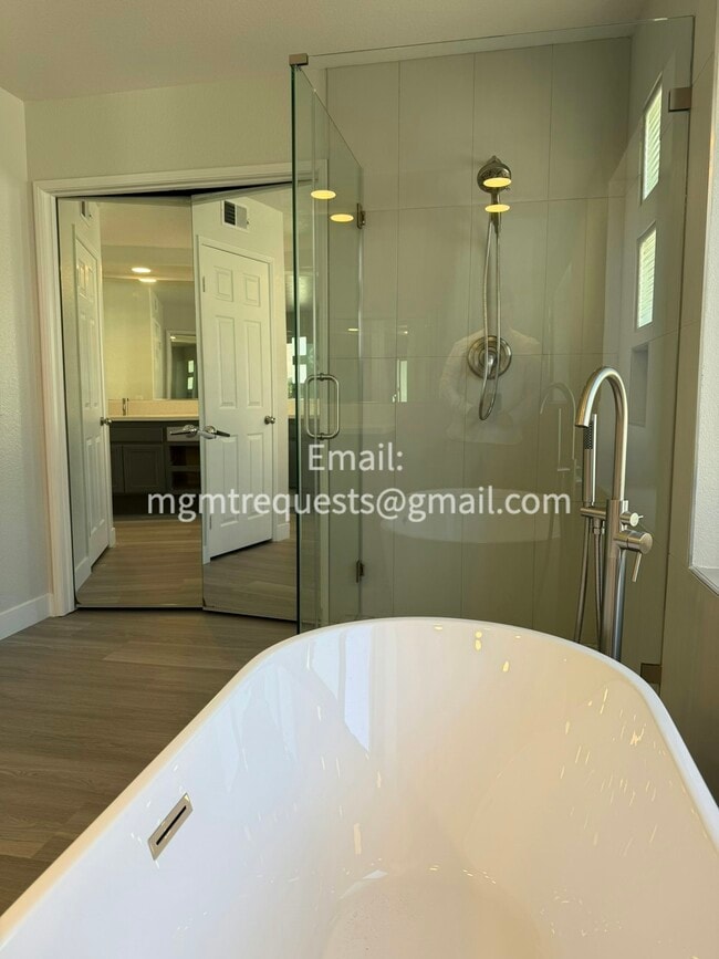 Building Photo - 2231 Thyme Dr