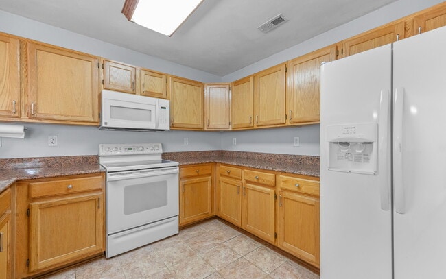 Building Photo - 1553 Wynd Crest Way