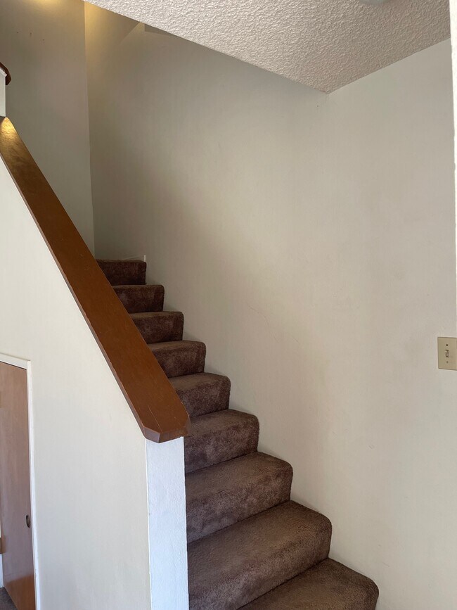 Building Photo - 750 Chorro St