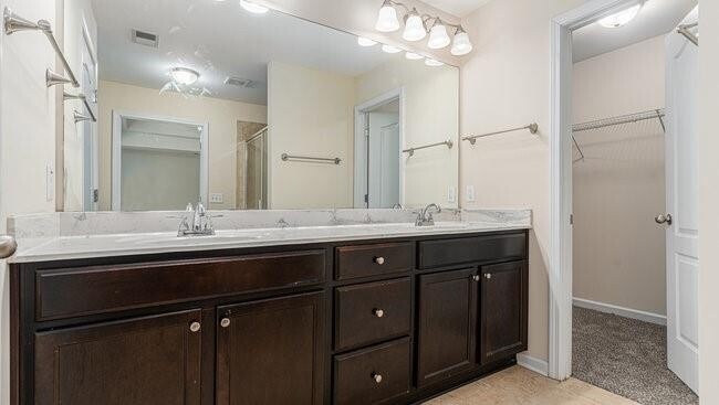 Building Photo - 371 Shiloh Manor Dr