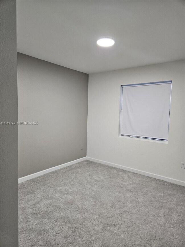 Building Photo - 27669 SW 155th Ave