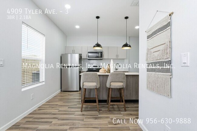 Building Photo - 4909 Tyler Ave