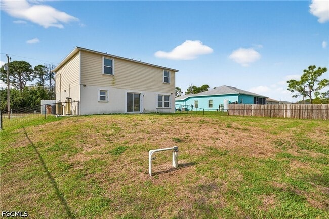 Building Photo - 921 Jacaranda Pkwy E