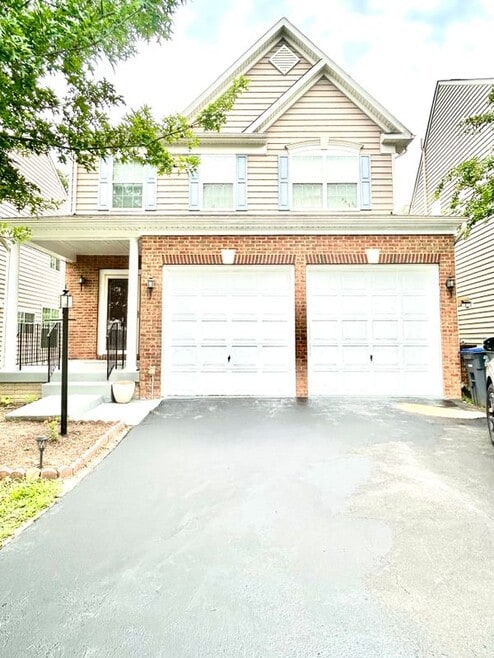 Building Photo - 3565 Eagle Ridge Dr