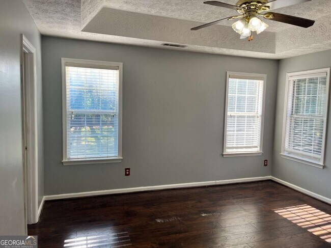 Building Photo - 30 Candlewood Ct