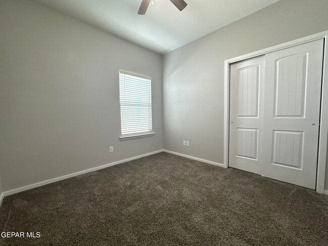 Building Photo - 13852 Paseo Alegre Ave