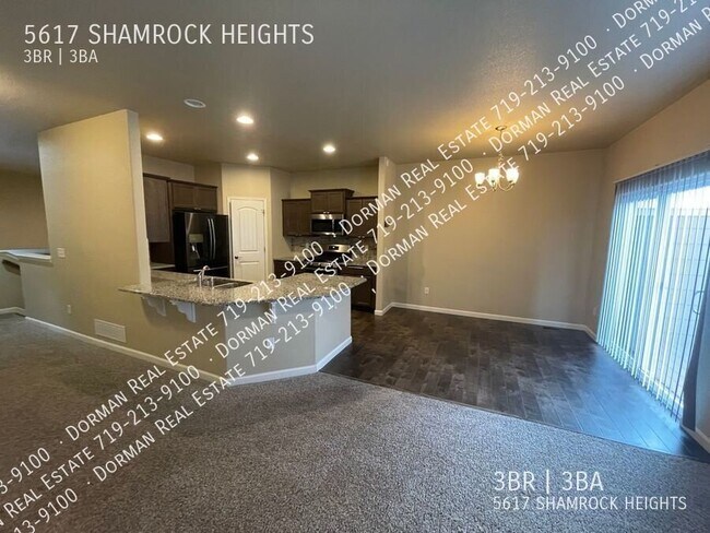 Building Photo - 5617 Shamrock Heights