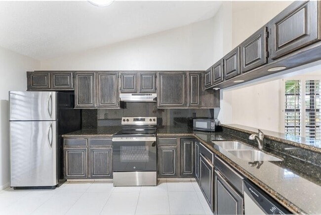 Building Photo - 3088 Inglewood Terrace