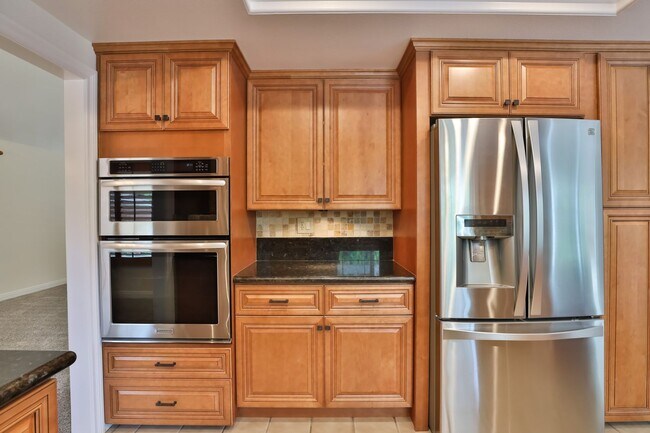 Building Photo - Spacious 3-Bedroom Scripps Ranch Home