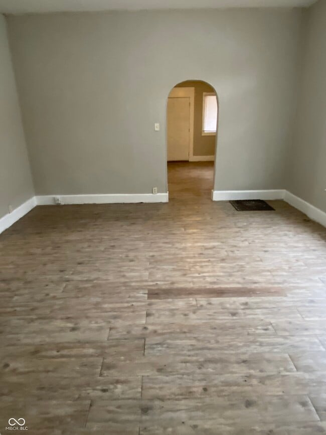 Building Photo - 2838 Boulevard Pl