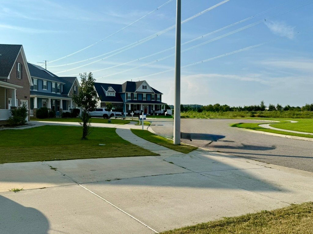 Building Photo - 937 Arrowleaf Way