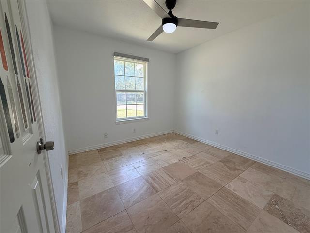 Building Photo - 1109 Leyenda Dr