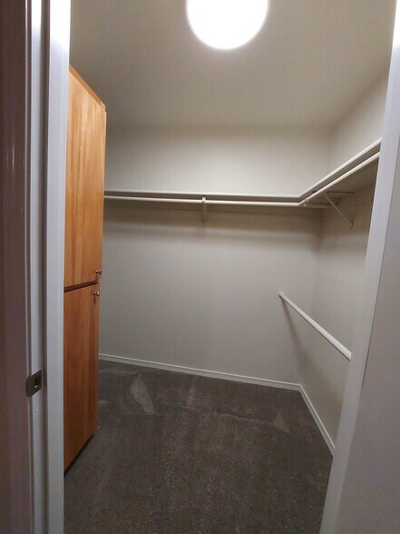 Primary Bedroom Closet - 1923 NE Derek Dr
