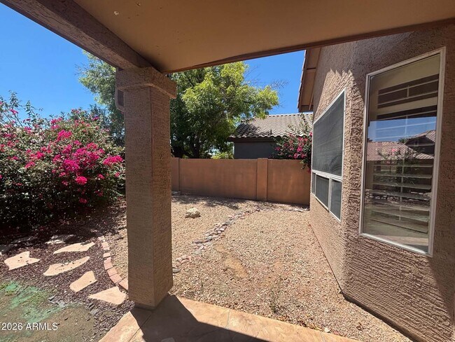 Building Photo - 11175 E Blue Sky Dr