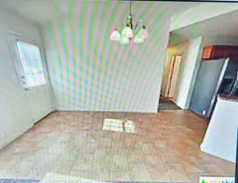DOOR TO OUTDOOR AREA - 900 Yi Dr