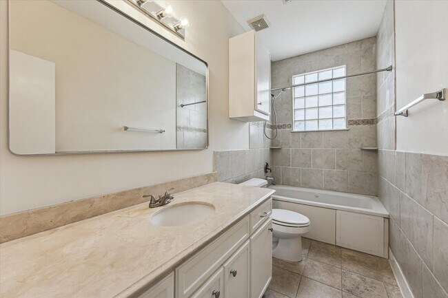 Building Photo - 9829 Riddlelink Ln