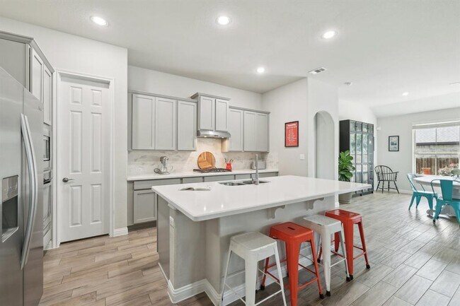 Building Photo - 712 Germander Rd