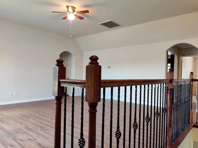 Building Photo - 3922 Camden Fields Ln