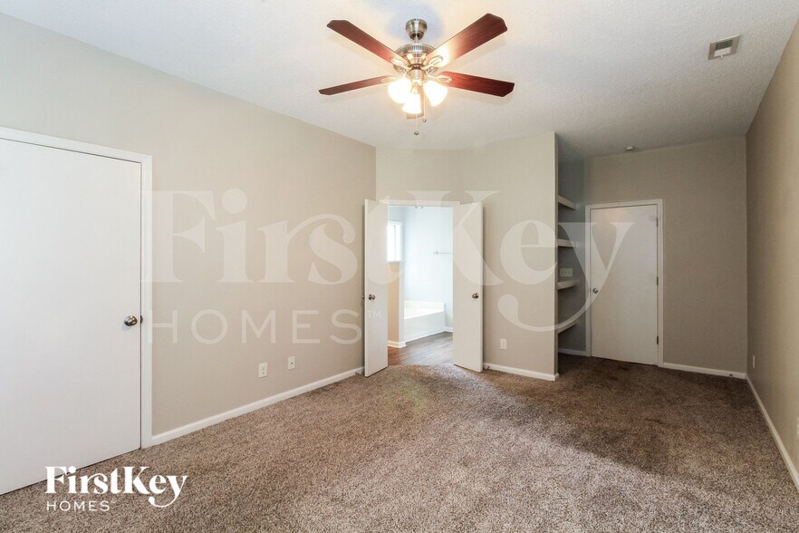 Building Photo - 4101 Chimney Springs Ct