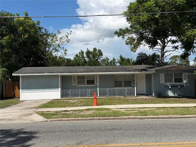 Building Photo - 6241 Balboa Dr
