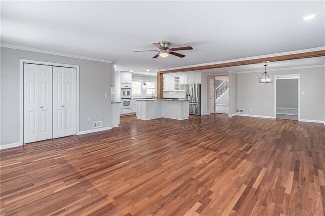 Building Photo - 4571 Huntridge Dr