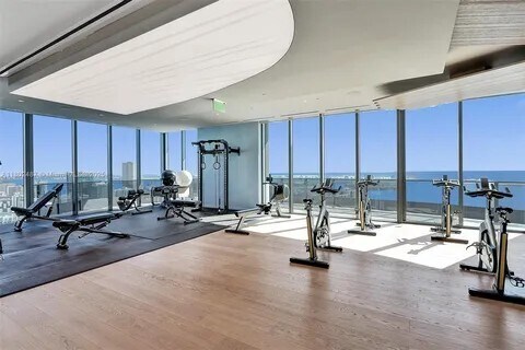 Building Photo - 1000 Brickell Plaza