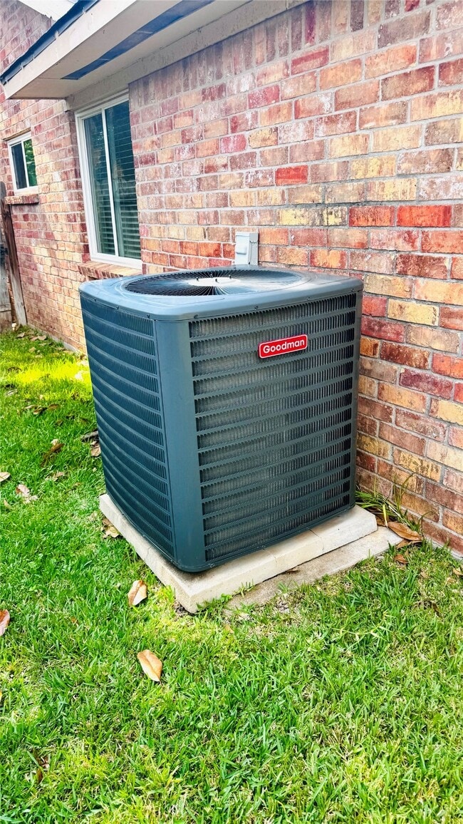 Building Photo - 1903 Brushy Creek Dr