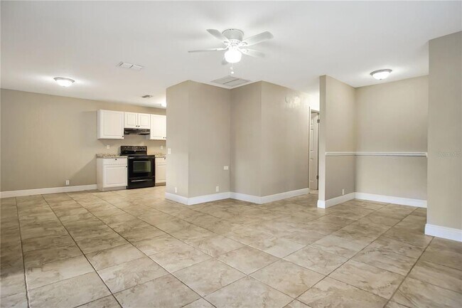 Building Photo - 5607 Struthers Ct