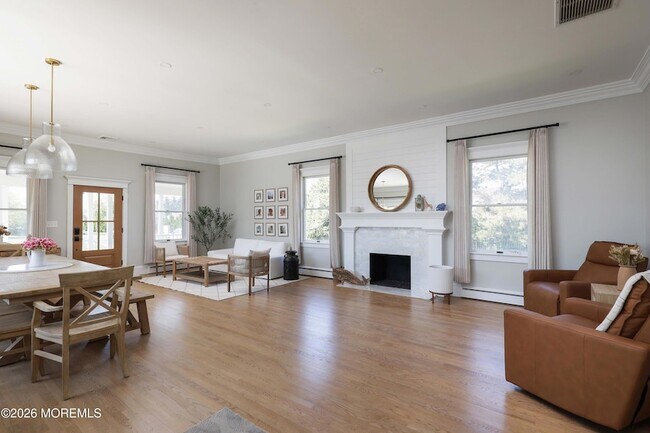 Building Photo - 69 Seaview Ave
