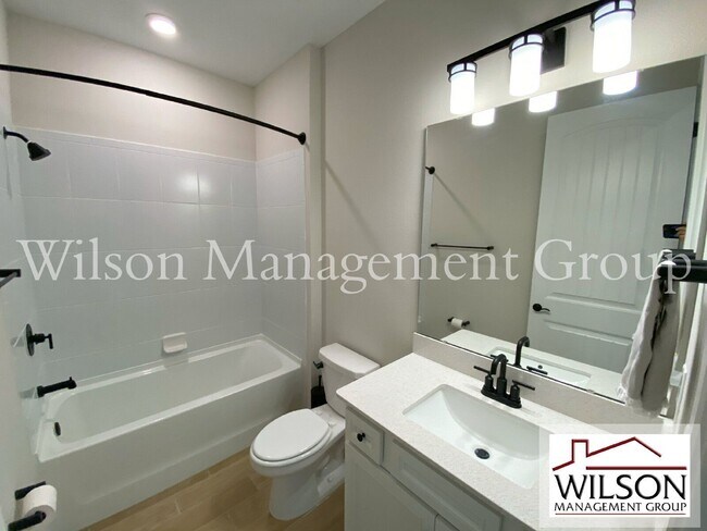 Building Photo - 3009 Green Park Drive