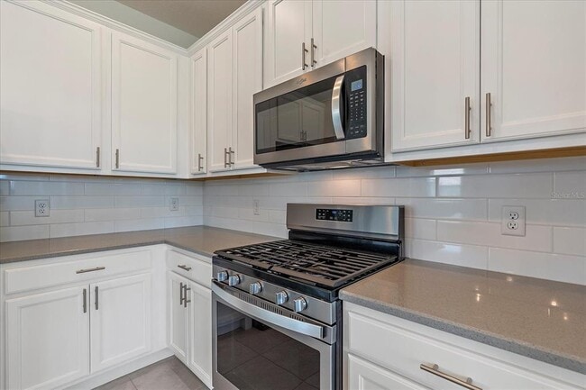 Building Photo - 10123 Carnoustie Pl