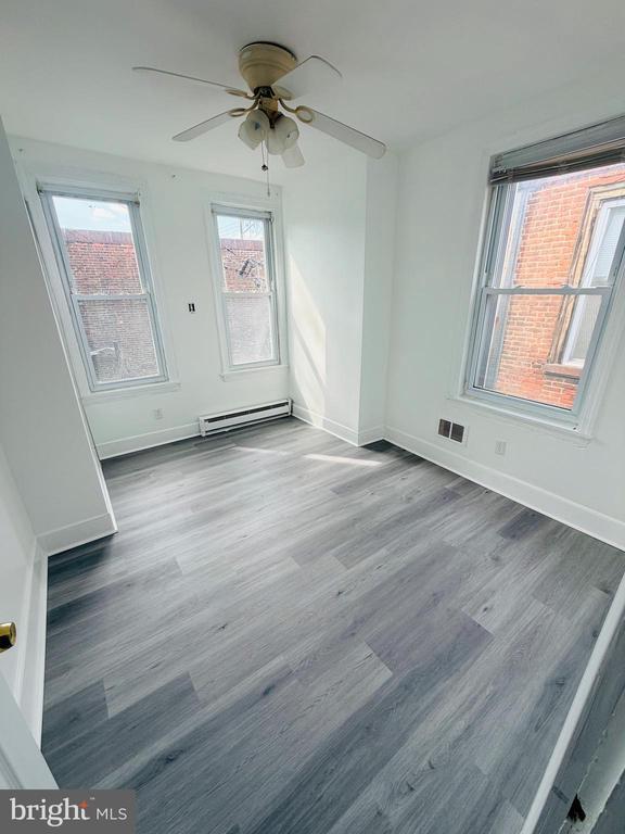 Building Photo - 2260 N 15th St