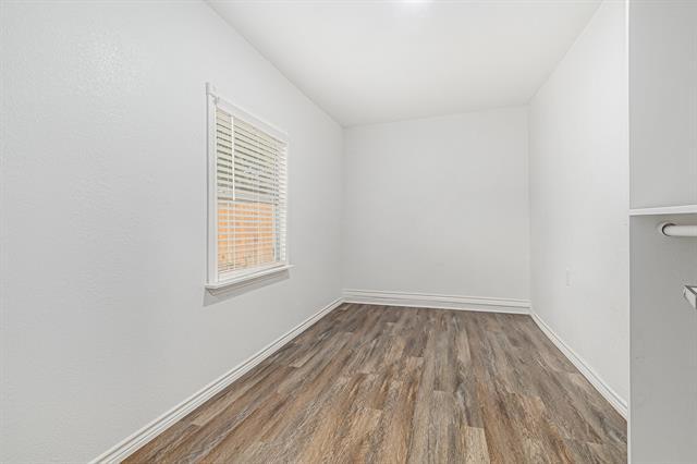 Building Photo - 736 Sherbrook Dr