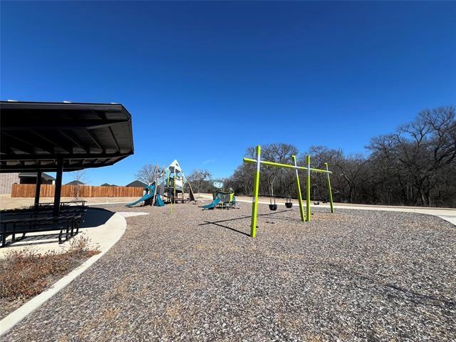 Building Photo - 105 Rita Dr