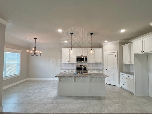 Building Photo - Tontitown- Single-Family Homes- Spacious Hickorywood Plan