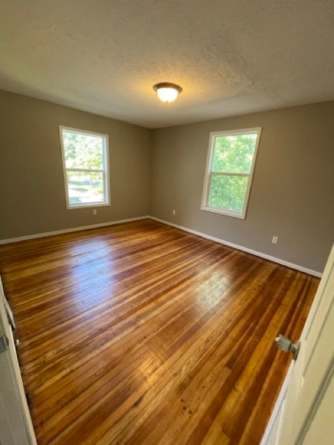 Bedroom - 1417 N Broadway Ave