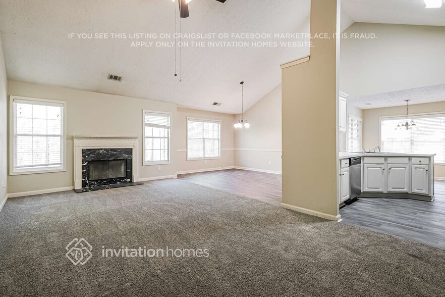 Building Photo - 2604 Carolina Ct