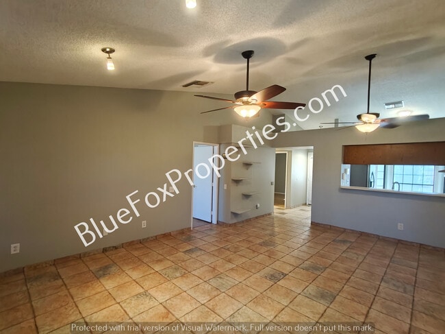 Building Photo - 8679 N Auriga Way