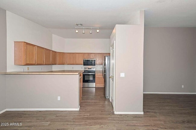 Building Photo - 13101 W Indianola Ave