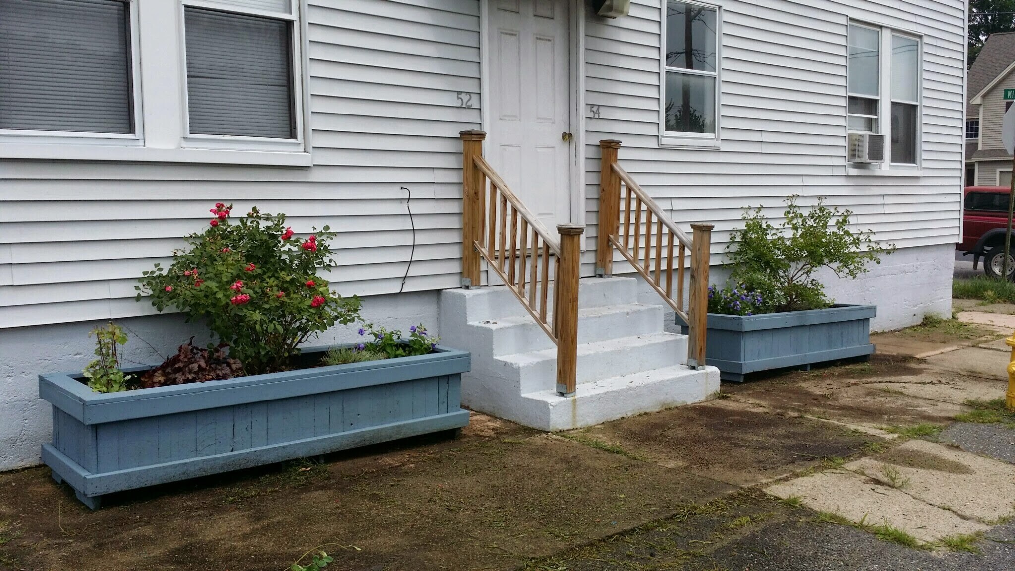 Front Entry - 52 Johnson St