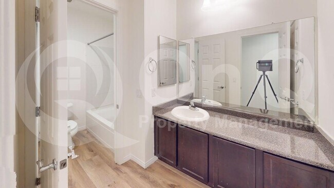 Building Photo - 11024 E Midnight Moon Ln