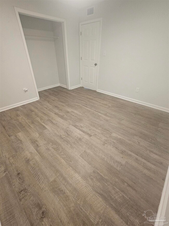 Building Photo - 750 Tumbleweed Trail