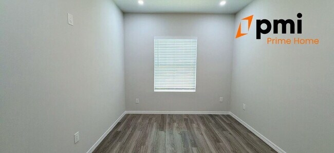 Building Photo - 17948 Passionflower Cir