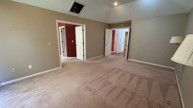 Building Photo - Cedar Mill, Gorgeous 3 bed 2.5 bath home. Walk through video