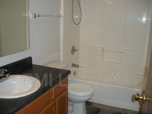 Building Photo - 2361 Maxwell Dr